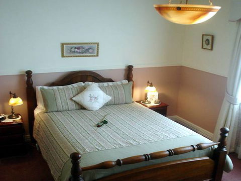 Walton House B&B - New South Wales Tourism  3