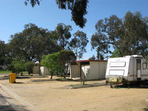 Warracknabeal Caravan Park - New South Wales Tourism  1