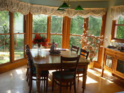 Whalers Cottage B & B - New South Wales Tourism  3
