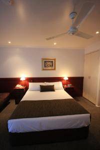 Xenia Central Studio Accommodation - New South Wales Tourism  3
