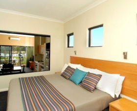 Assured Ascot Quays Apartment Hotel - New South Wales Tourism  1
