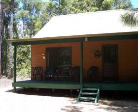 Loose Goose Chalets - New South Wales Tourism  0