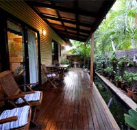 Reflections B and B - New South Wales Tourism 