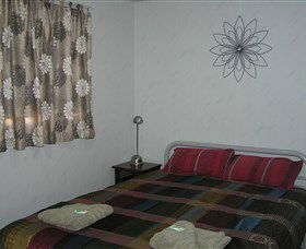 Tressies Museum And Caravan Park - New South Wales Tourism  2