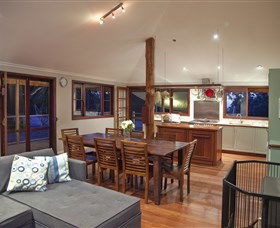 Wildwood Valley Cottages And Cooking School - New South Wales Tourism  1