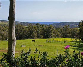 Wildwood Valley Cottages And Cooking School - New South Wales Tourism  0