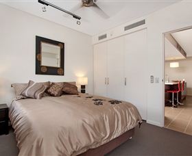 Absolute Waterfront Rainforest Apartment - New South Wales Tourism  6