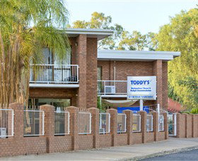 Toddy's Backpackers And Budget Accommodation - New South Wales Tourism  0