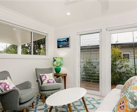 A Summer Cottage - New South Wales Tourism  0