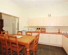 The Retreat Port Stephens - New South Wales Tourism  1
