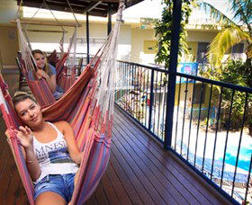 Cairns Central YHA - New South Wales Tourism  2