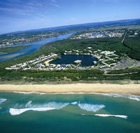 Novotel Twin Waters Resort