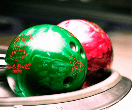 Caboolture Bowl & Mini Golf - New South Wales Tourism  0