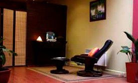 Retreat In The Suburbs - New South Wales Tourism  0