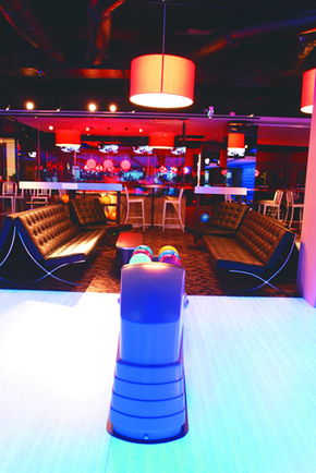 Strike Bowling Bar - Chapel - New South Wales Tourism  3