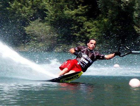 Bonney's WA Water Ski Park - New South Wales Tourism  2