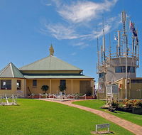Nelson Head Heritage Lighthouse and Reserve - New South Wales Tourism 