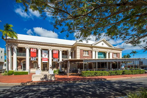 Cairns Regional Gallery - New South Wales Tourism  1