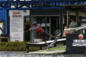 Cable Ski Logan - New South Wales Tourism  2