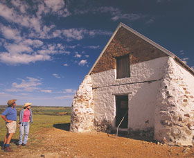Oakabella Homestead - New South Wales Tourism  0