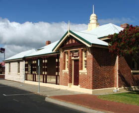 Artgeo Cultural Complex - Old Courthouse - New South Wales Tourism  0