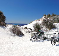 Little Parakeet Bay - New South Wales Tourism 
