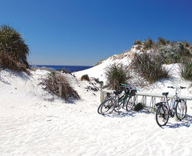Little Parakeet Bay - New South Wales Tourism  0