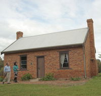 Sandalwood Yards and Tipperary School - New South Wales Tourism 