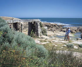 Water Wheel - New South Wales Tourism  0