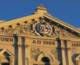 Kalgoorlie Town Hall - New South Wales Tourism  0