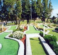 West Beach Mini Golf - New South Wales Tourism 