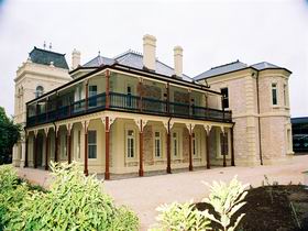 Auchendarroch House And Wallis Tavern - New South Wales Tourism  0