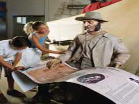 Bay Discovery Centre - New South Wales Tourism  0