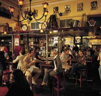 Norwood Parade - New South Wales Tourism 