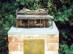 Sculpture Of Beetaloo Reservoir Hotel - New South Wales Tourism  0