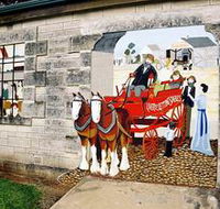 Millicent Murals - New South Wales Tourism 
