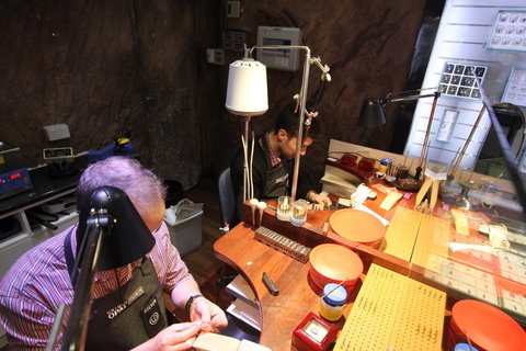 Unique Opal And Diamond Mine  - The Underground Opal Mine - New South Wales Tourism  0