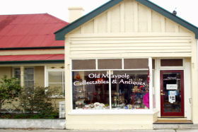 Old Maypole Collectables & Antiques - New South Wales Tourism  0