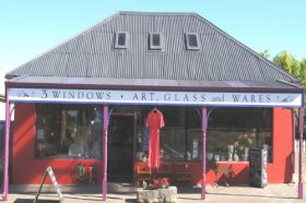 3 Windows Gallery - New South Wales Tourism  0