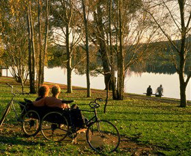 Weston Park - New South Wales Tourism  0