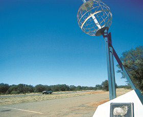 Tropic Of Capricorn Marker - New South Wales Tourism  0