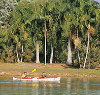Lake Alexander - New South Wales Tourism 