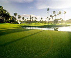Sanctuary Cove Golf And Country Club - New South Wales Tourism  0