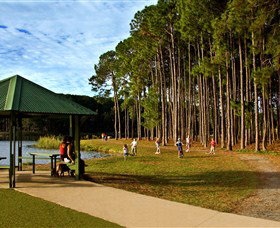 Pizzey Park - New South Wales Tourism  0
