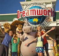 Dreamworld - New South Wales Tourism 
