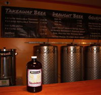 Brewbake at the Big Pineapple - New South Wales Tourism 