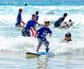 Coolum Surfing School - New South Wales Tourism  0