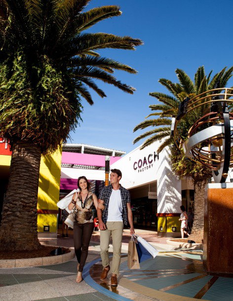 Harbour Town Outlet Shopping Centre - New South Wales Tourism  4