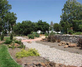 Henricks Park - New South Wales Tourism  0