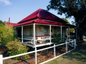 Mayes Cottage Museum - New South Wales Tourism  0